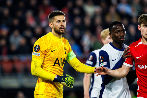 砺中不断成 砺中不断成