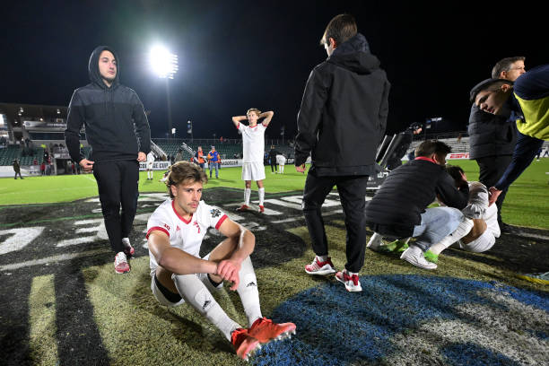 虽然我没亲 虽然我没亲